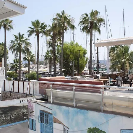 Ξενοδοχείο Costa Marina 2*